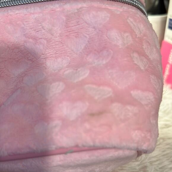 Juicy Couture Pink Quilted Cosmetic Bag - Picture 2 of 11